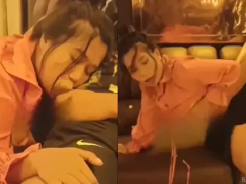အောကား ထန်နေလွန်းတဲ့ KTV က မမကို ကြုံးတာ